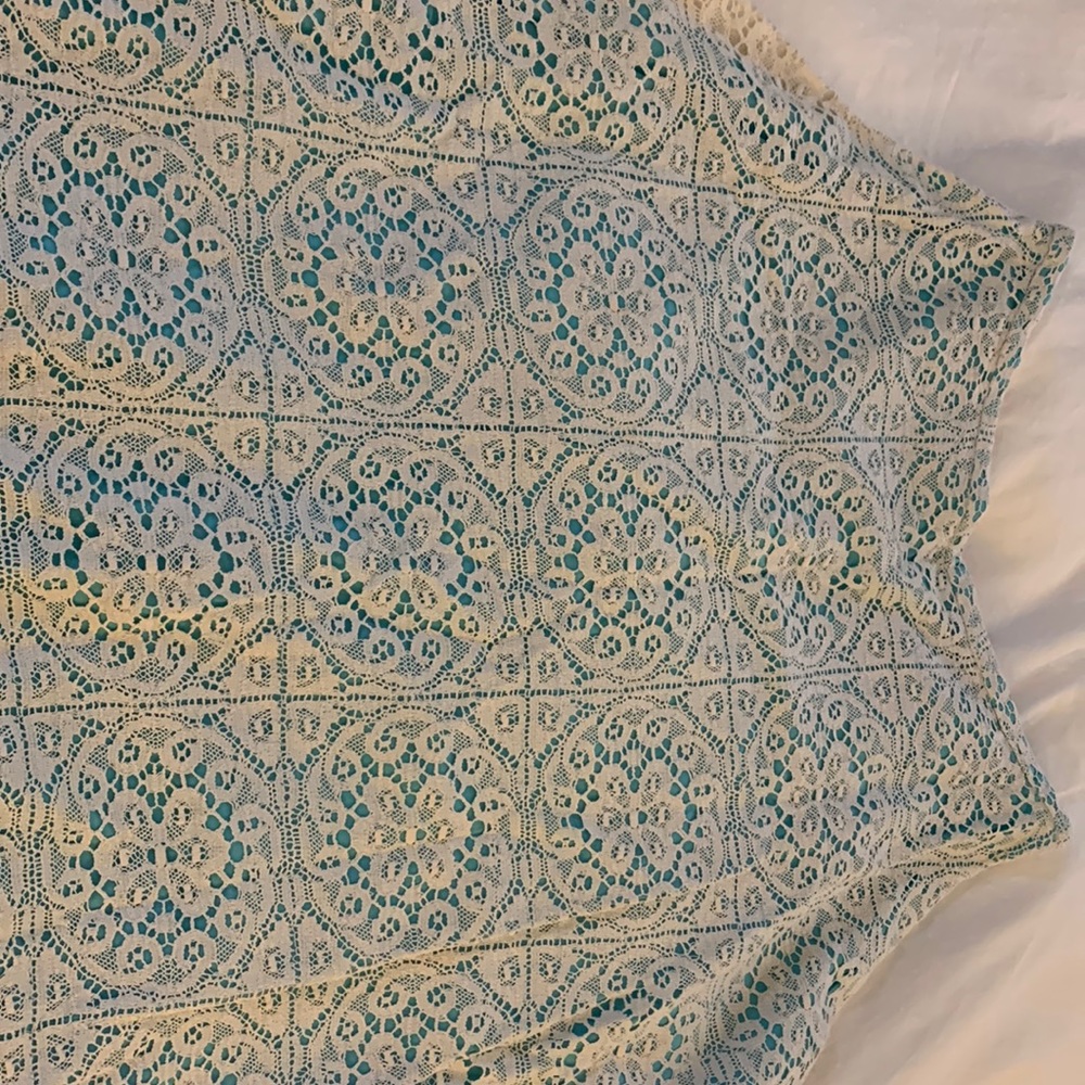 J McLaughlin blue & white exquisite skirt